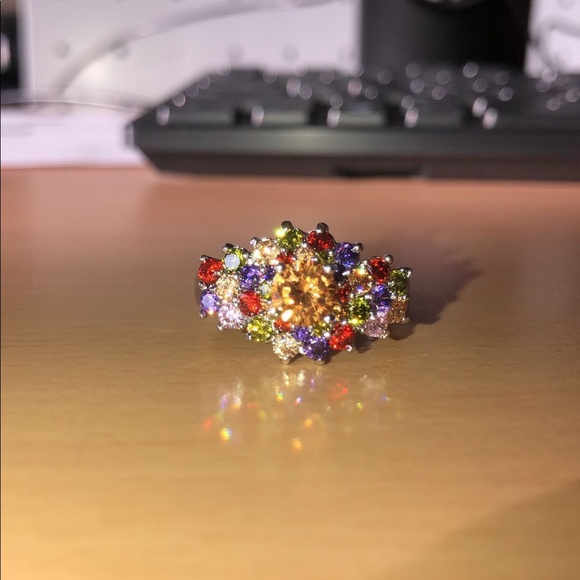 Multicolored ring - Picture 3 of 4